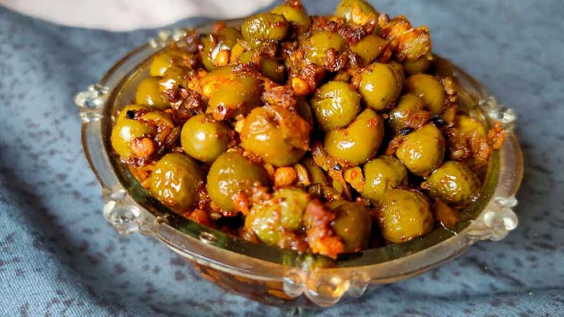 تصویر 3 از زیتون پرورده خانگی خوش طعم با مواد تازه